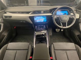 Audi Q8 Sportback e-tron