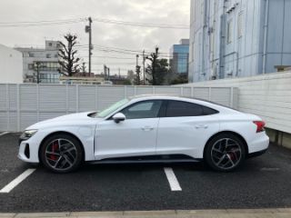 Audi e-tron GT quattro