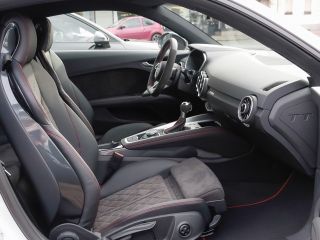 Audi TT Coupé