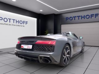 Audi R8 Spyder V10 performance quattro
