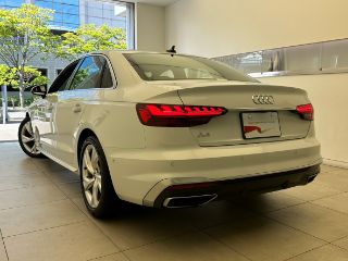 Audi A4 Sedan