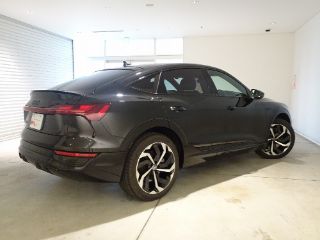 Audi Q8 Sportback e-tron