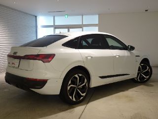 Audi Q8 Sportback e-tron