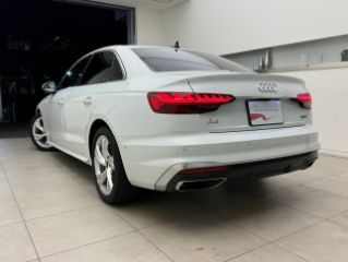 Audi A4 Sedan