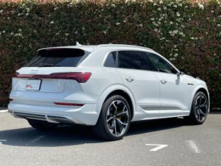 Audi e-tron S