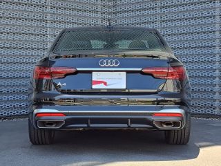 Audi A4 Sedan