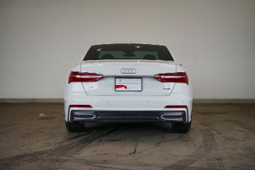 Audi A6 Sedan