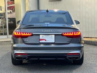 Audi A4 Sedan