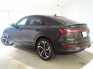Audi Q8 Sportback e-tron