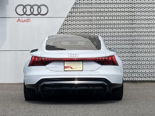 Audi e-tron GT quattro