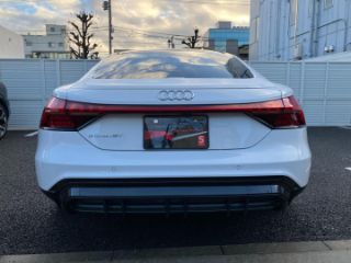 Audi e-tron GT quattro