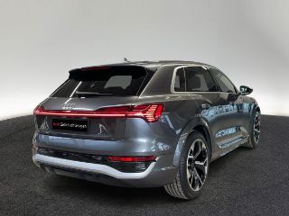 Audi SQ8 e-tron