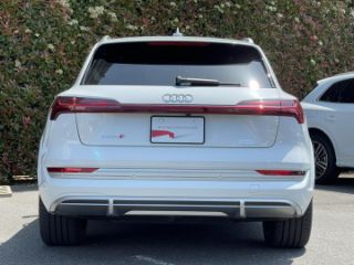 Audi e-tron S