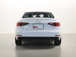Audi A4 Sedan