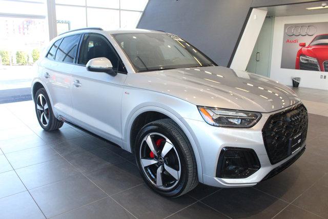 Photo of 2024 Audi Q5
