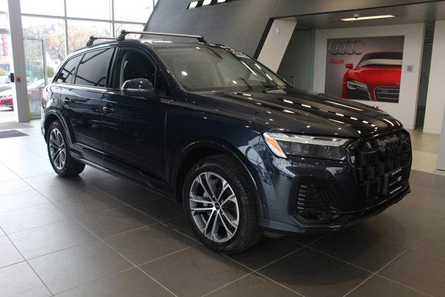 Photo of 2025 Audi Q7