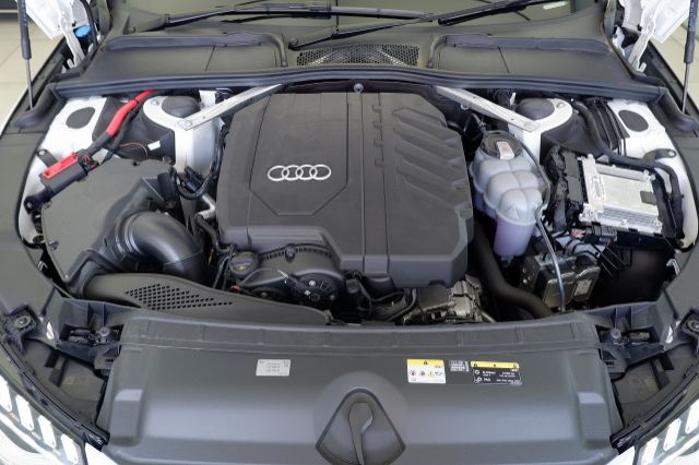 Audi A4 Sedan