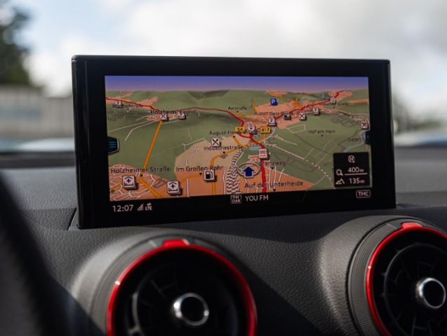 Audi Q2 S Line 35 TFSI S Tronic - 2024 - Joinsteer - #13