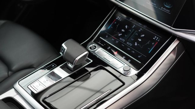 Audi Q8 TFSI E Avus 55 TFSI E Quattro 381 Ch Tiptronic - 2022 - Joinsteer - #15
