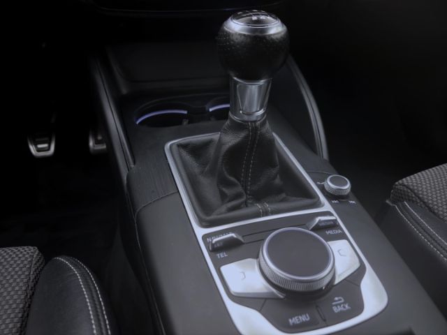 Audi A3 Sportback Sport 35 TFSI Schaltgetriebe - 2019 - Joinsteer - #15