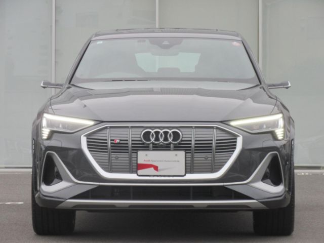 Audi e-tron S Sportback