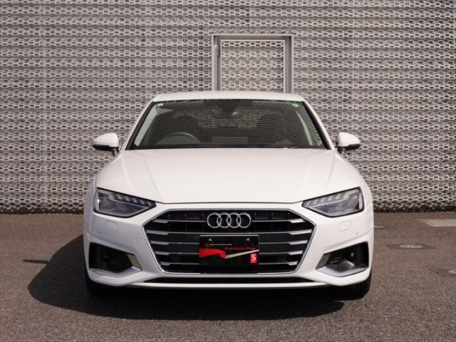 Audi A4 Sedan