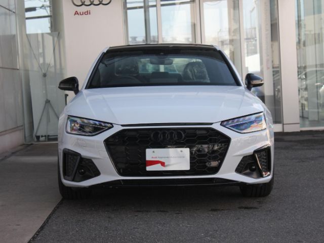 Audi A4 Sedan
