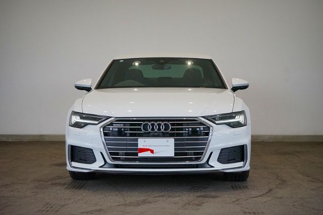 Audi A6 Sedan