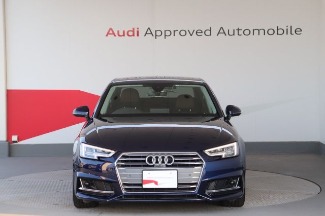 Audi A4 Sedan