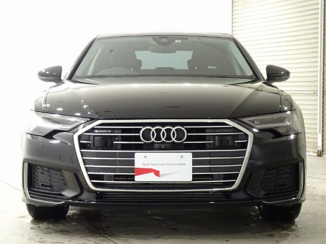 Audi A6 Sedan