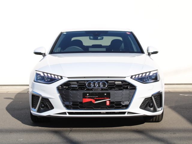 Audi A4 Sedan