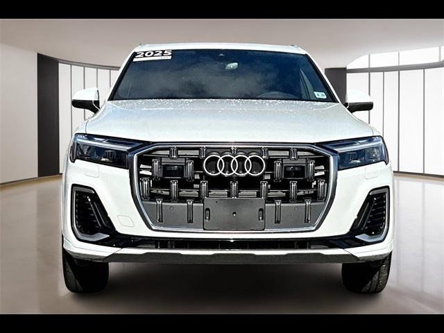 Used 2025 Audi Q7 Premium with VIN WA1ACBF7XSD004204 for sale in Freehold, NJ