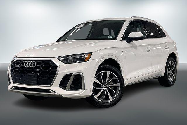 Used 2022 Audi Q5 Premium with VIN WA1GAAFYXN2052367 for sale in Englewood, NJ