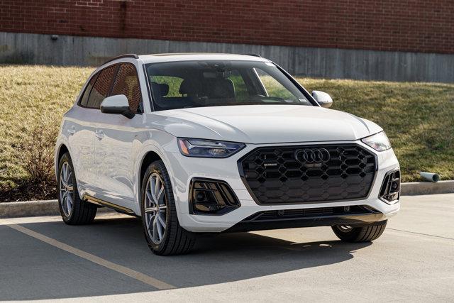 Used 2024 Audi Q5 Premium Plus with VIN WA1E2AFY9R2027180 for sale in Kirkwood, MO