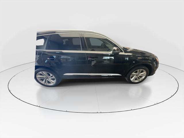Used 2022 Audi Q7 Premium Plus with VIN WA1LXBF72ND002755 for sale in Merriam, KS