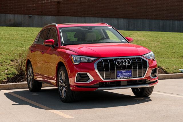 Used 2022 Audi Q3 Premium with VIN WA1AUCF3XN1035541 for sale in Kirkwood, MO
