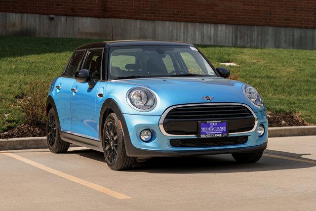 Used 2019 MINI Hardtop 4 Door Base with VIN WMWXU1C56K2F82368 for sale in Kirkwood, MO