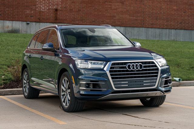Used 2019 Audi Q7 Prestige with VIN WA1VAAF73KD020293 for sale in Kirkwood, MO