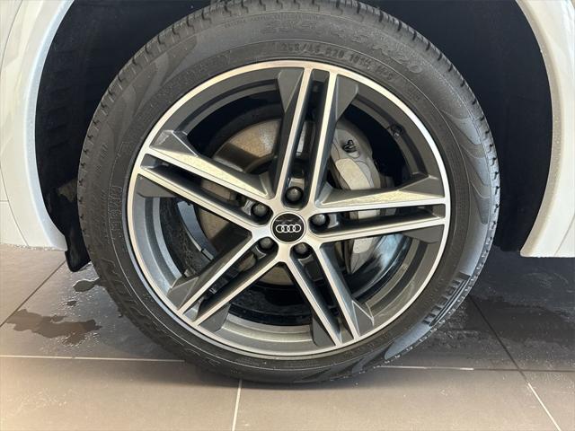 Used 2022 Audi Q5 Premium Plus with VIN WA1E2AFY0N2016451 for sale in Merriam, KS
