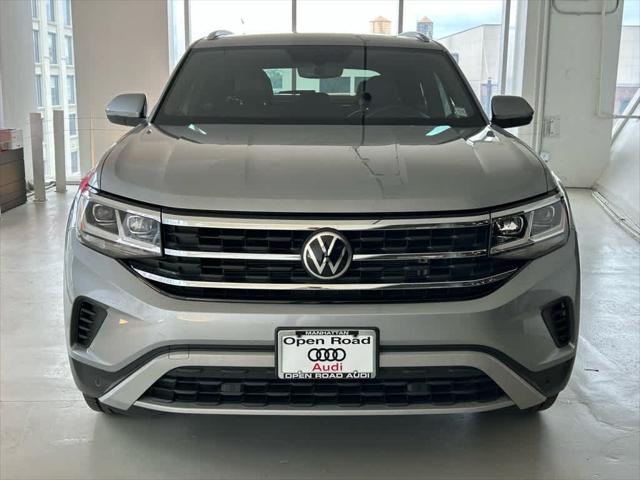 Used 2021 Volkswagen Atlas Cross Sport SE w/Tech with VIN 1V2KC2CA1MC228351 for sale in New York, NY