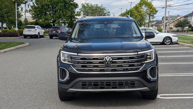 Used 2024 Volkswagen Atlas SEL with VIN 1V2BR2CA3RC509900 for sale in Allentown, PA