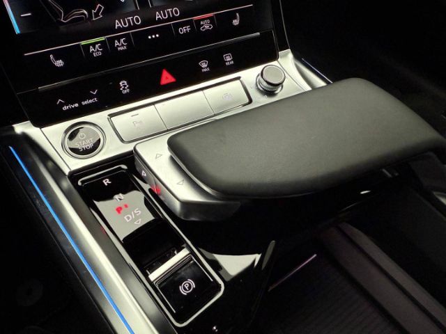 Audi Q8 E-tron S Line 55 E-tron Quattro 300,00 KW - 2025 - Joinsteer - #22