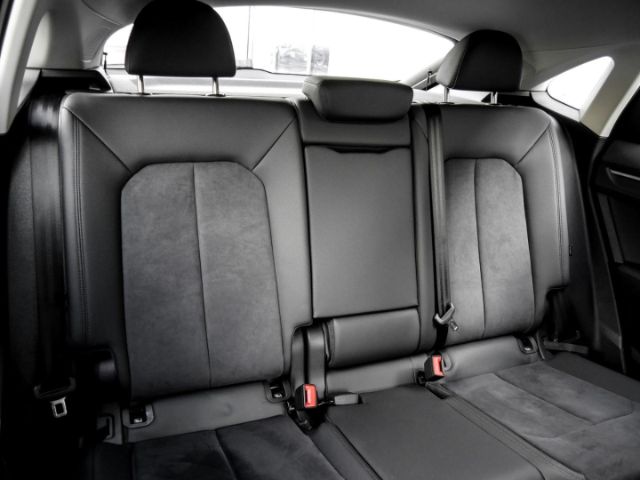 Audi Q3 Sportback 35 TFSI S Tronic - 2023 - Joinsteer - #4