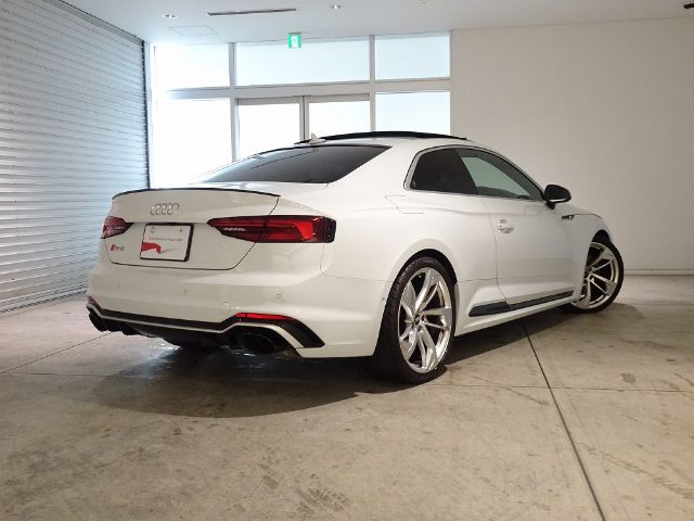 Audi RS 5 Coupé