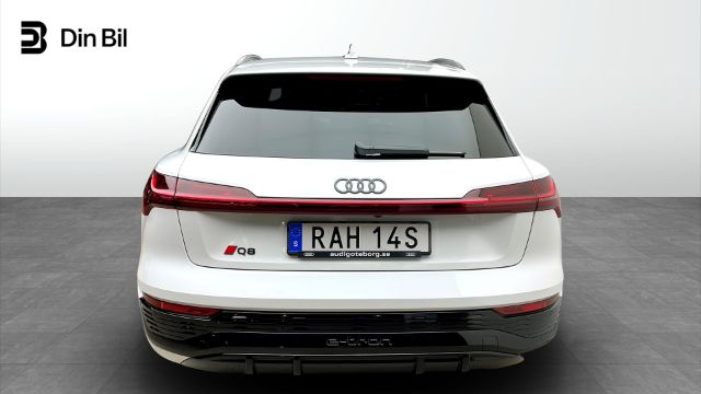 Audi Q8 e-tron