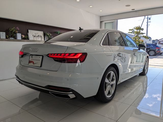 Audi A4 Sedan