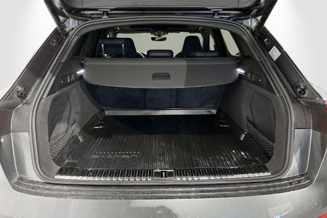 Audi SQ8 e-tron