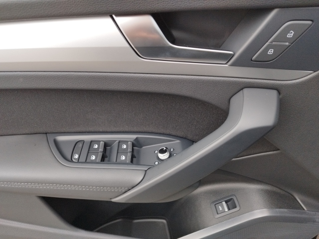 Audi Q5 SUV 35 TDI S Tronic - 2024 - Joinsteer - #7