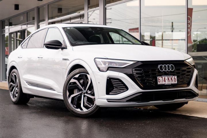 Audi Q8 Sportback e-tron