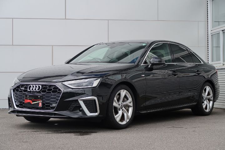 Audi A4 Sedan